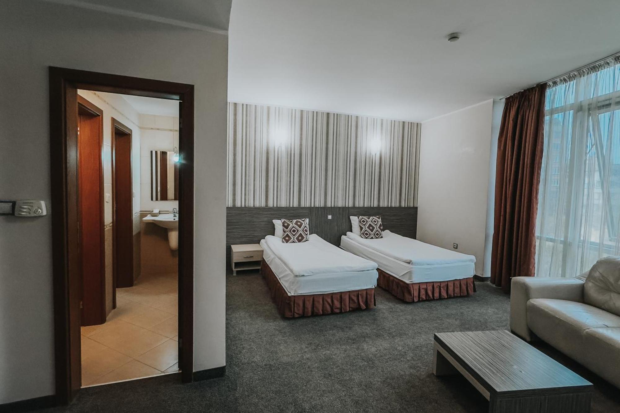 Hotel Noris Plovdiv Exteriér fotografie