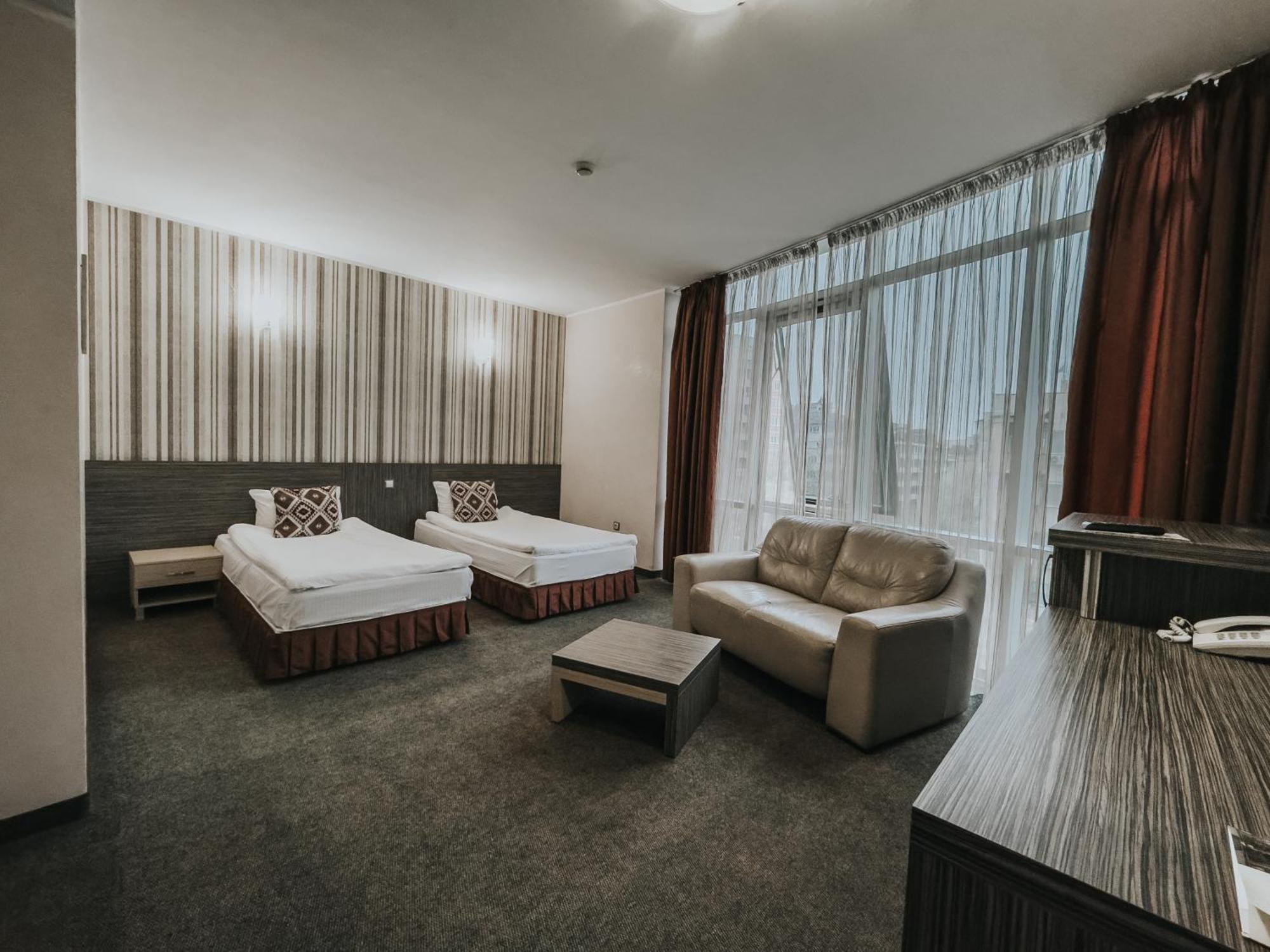 Hotel Noris Plovdiv Exteriér fotografie